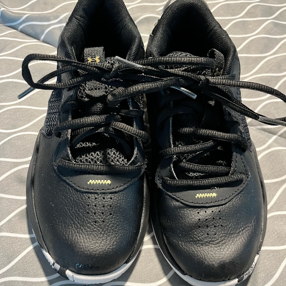 Under Armour Black Kids Sneakers